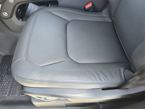 New 2026 Land Rover Defender 130 S image 30