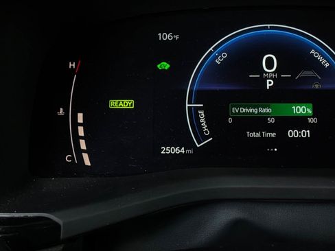 Used 2026 Toyota Camry SE FWD image 37