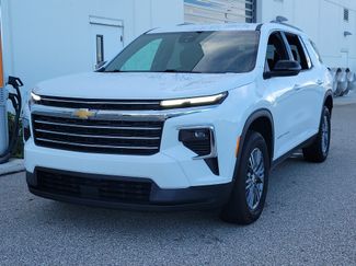 Used 2025 Chevrolet Traverse LT AWD/4WD video 3
