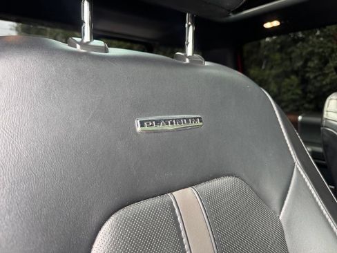 Used 2017 Ford F250 Platinum w/ Platinum Ultimate Package AWD/4WD image 12