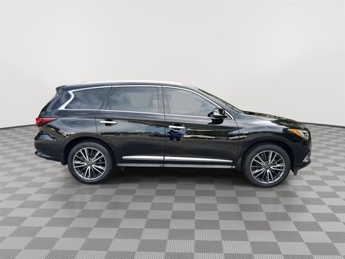 Used 2020 INFINITI QX60 Luxe w/ Essential Package FWD image 5