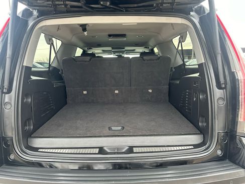 Used 2020 Cadillac Escalade ESV Premium Luxury image 15