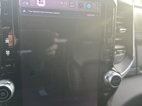 Used 2025 RAM 1500 Laramie image 25