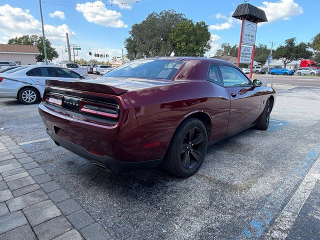 Used 2019 Dodge Challenger SXT RWD image 5