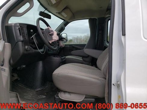 Used 2021 GMC Savana 2500 w/ Driver Convenience Package image 7