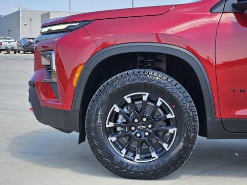 New 2026 Chevrolet Traverse Z71 w/ Driver Confidence Package image 9