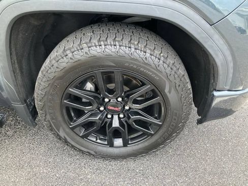 Used 2020 GMC Sierra 1500 Elevation w/ Elevation Value Package AWD/4WD image 4