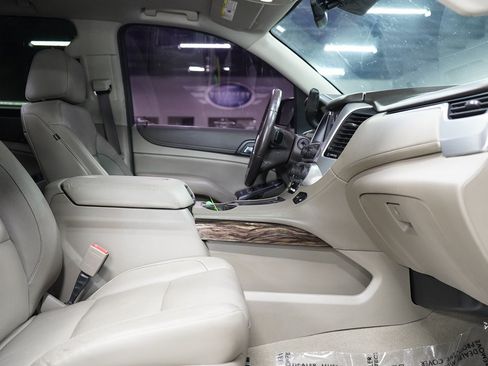 Used 2020 GMC Yukon SLT w/ Open Road Package RWD image 24