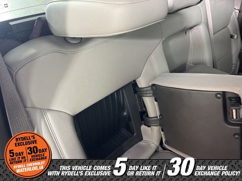 Used 2019 GMC Sierra 1500 SLT w/ SLT Premium Package image 16