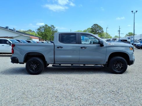Used 2024 Chevrolet Silverado 1500 Custom Trail Boss image 10