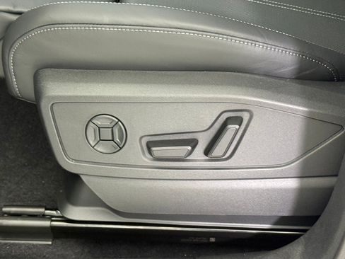 New 2025 Audi Q5 Premium Plus image 14