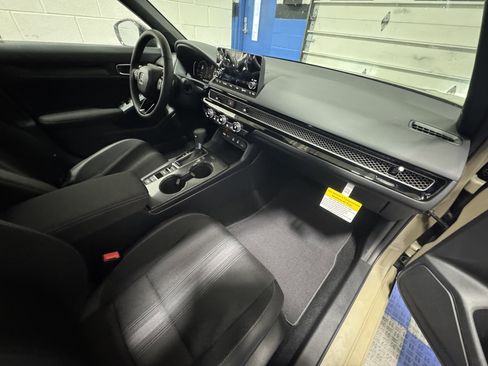 New 2026 Honda Civic Sport image 31