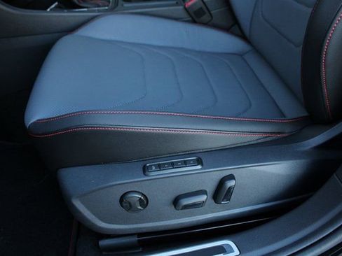 New 2026 Volkswagen Jetta GLI Autobahn FWD image 3