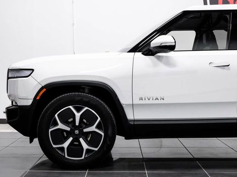 Used 2023 Rivian R1T Adventure image 14