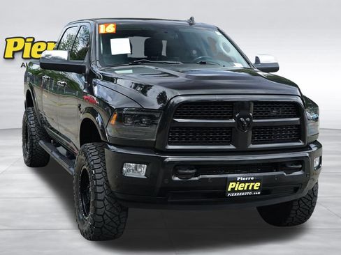 Used 2016 RAM 2500 Laramie w/ Convenience Group AWD/4WD image 2