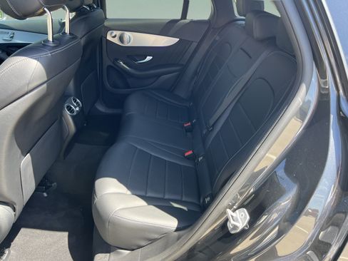 Used 2020 Mercedes-Benz GLC 300 image 25