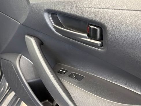Used 2024 Toyota Corolla LE FWD image 24