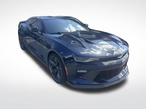 Used 2016 Chevrolet Camaro SS RWD image 3