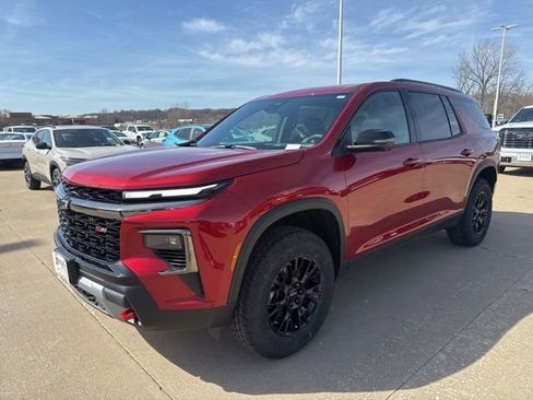 New 2026 Chevrolet Traverse Z71 w/ Driver Confidence Package image 7