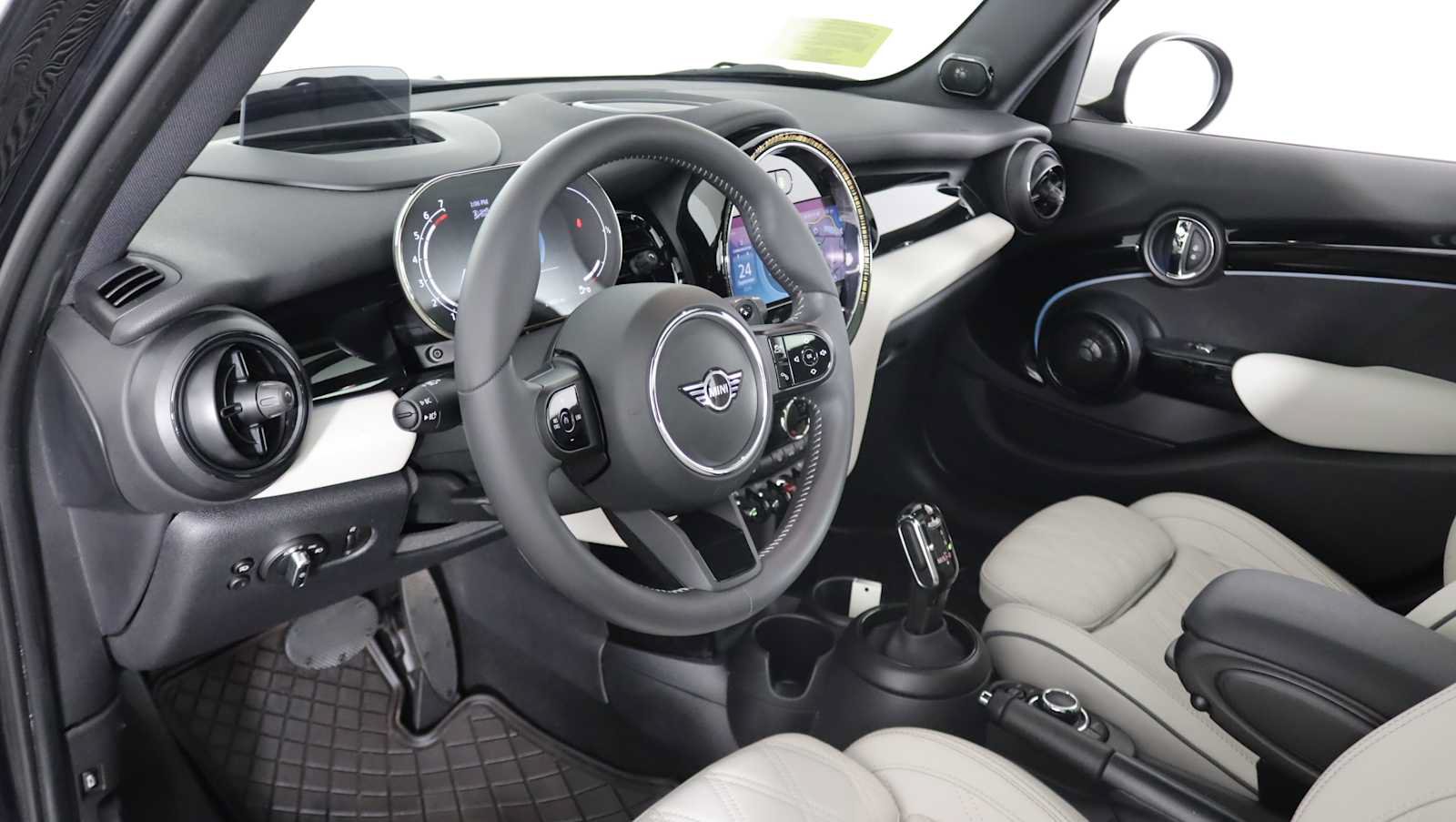 Used 2024 MINI Cooper S FWD image 12