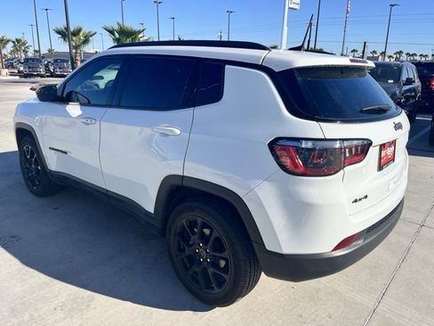 Used 2026 Jeep Compass Latitude w/ Quick Order Package 29K image 4