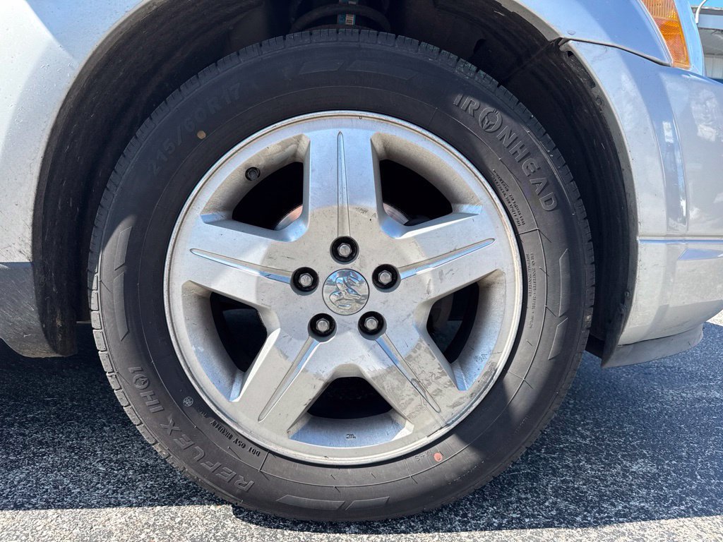 Used 2011 Dodge Caliber Express w/ 17" Aluminum Wheel Group FWD image 9