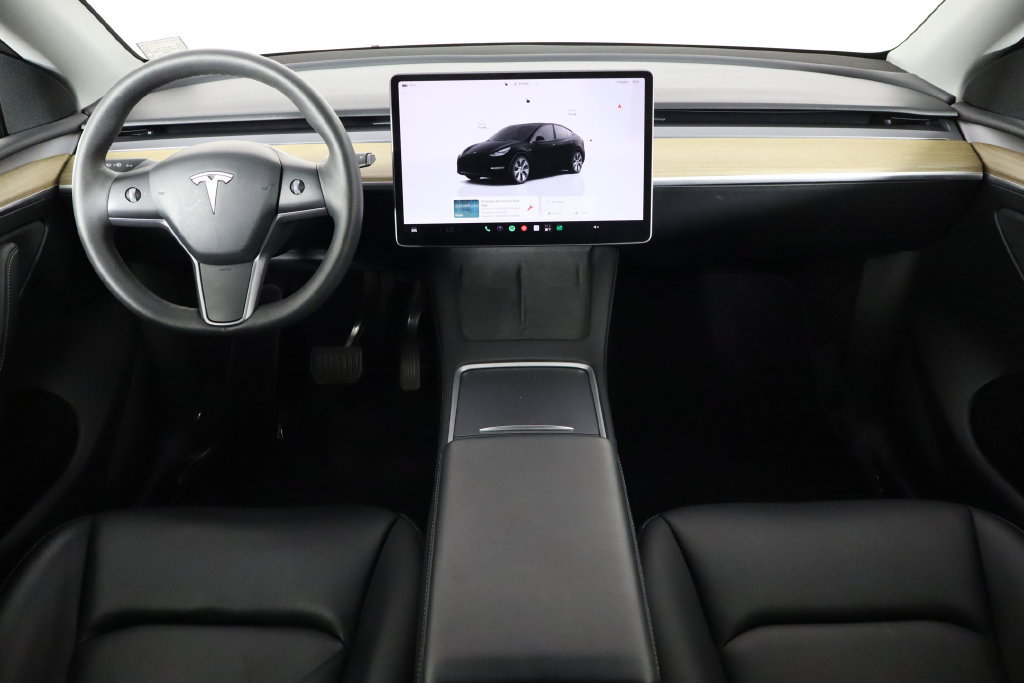 Used 2023 Tesla Model Y 2WD image 11