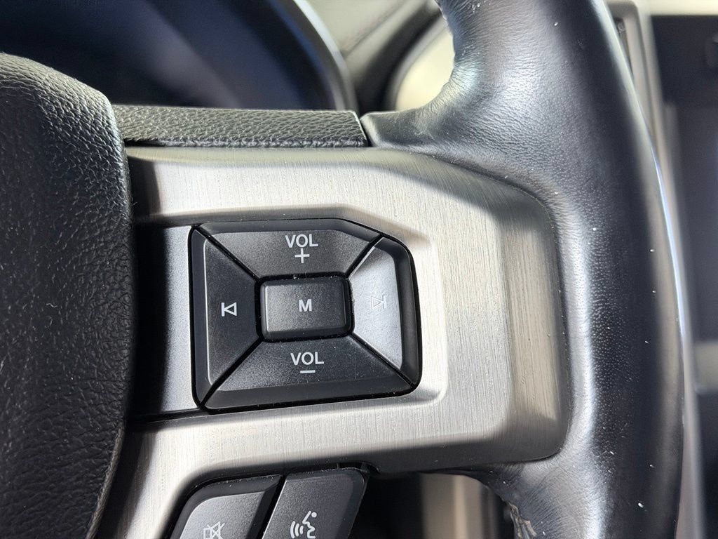 Used 2017 Ford F150 Platinum w/ Equipment Group 701A Luxury AWD/4WD image 50
