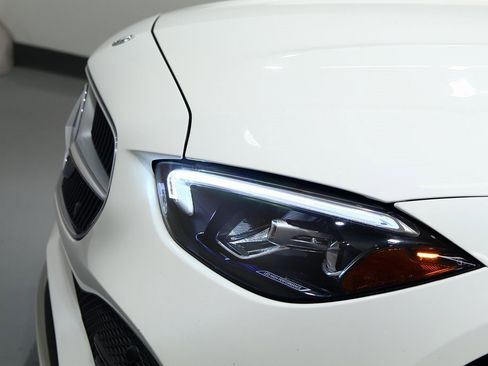 Used 2025 Mercedes-Benz C 300 4MATIC Sedan image 15