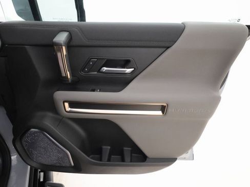 Used 2024 GMC Hummer EV 3X w/ Extreme Off-Road Package image 27