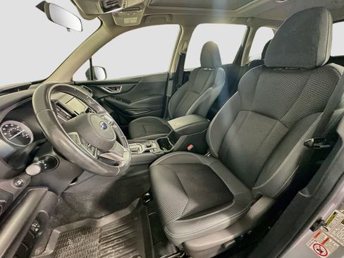 Used 2019 Subaru Forester Premium w/ All-Weather Package AWD/4WD image 13