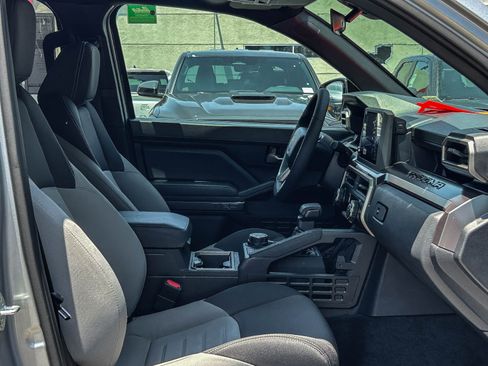 Used 2025 Toyota Tacoma TRD Sport AWD/4WD image 16