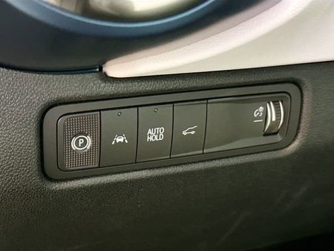 New 2026 Chevrolet Equinox EV LT image 11