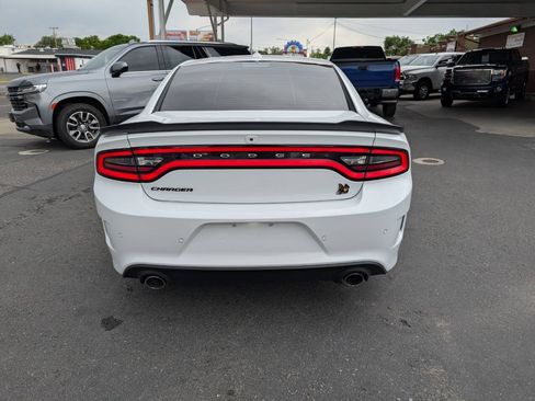 Used 2022 Dodge Charger Scat Pack w/ Dynamics Package RWD image 6