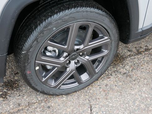 New 2026 Jeep Compass Latitude AWD/4WD image 5