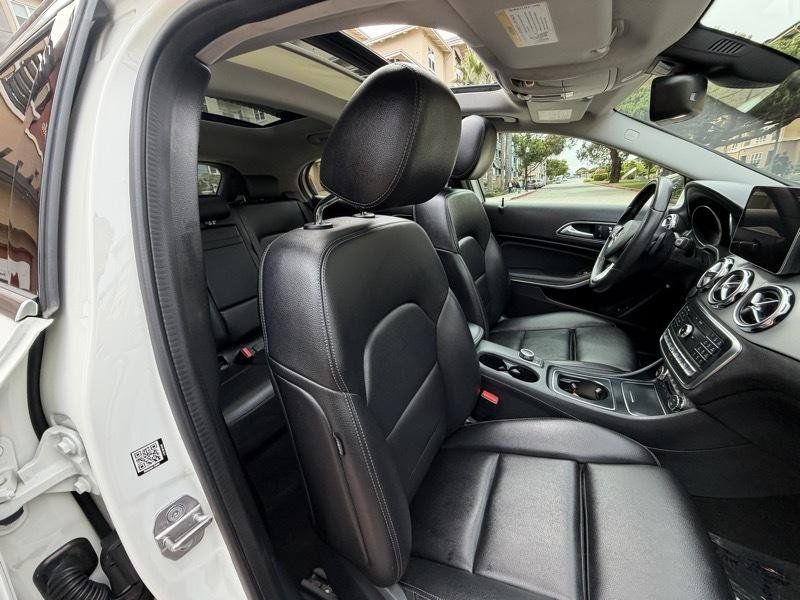 Used 2018 Mercedes-Benz GLA 250 4MATIC image 57