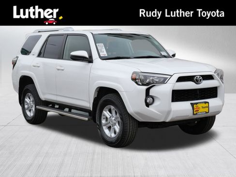 Certified 2018 Toyota 4Runner SR5 image 1