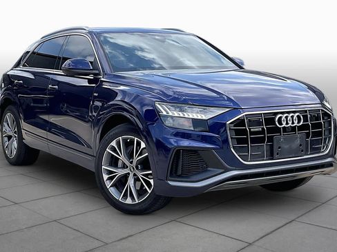 Used 2023 Audi Q8 Premium Plus w/ Premium Plus Package AWD/4WD image 3