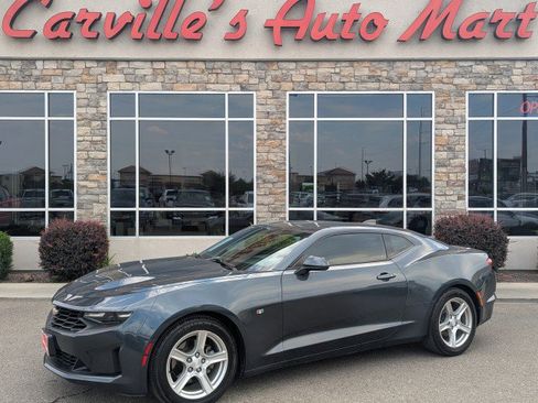 Used 2020 Chevrolet Camaro LT RWD image 1
