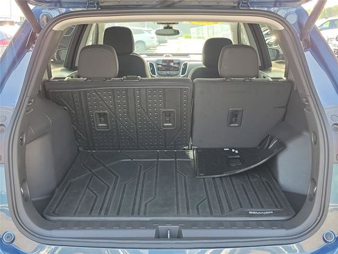 Used 2024 Chevrolet Equinox LT FWD image 7