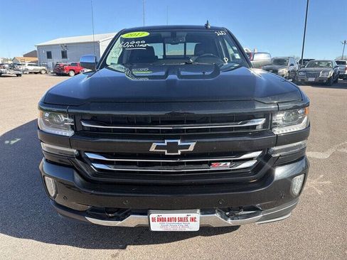 Used 2017 Chevrolet Silverado 1500 LTZ Z71 w/ LTZ Plus Package image 12