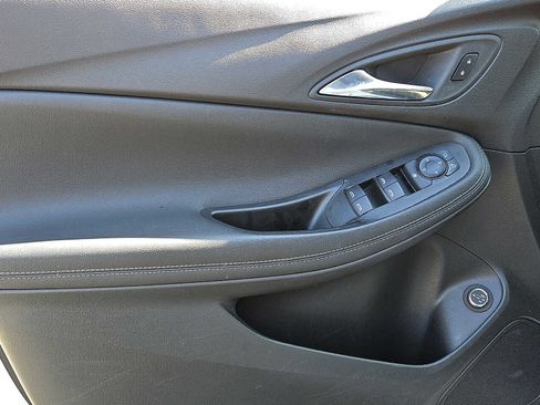 Certified 2022 Buick Encore GX Select w/ Sport Touring Package image 12