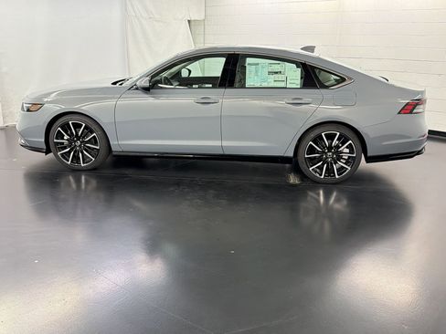 New 2026 Honda Accord Touring image 2