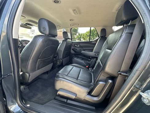 Used 2019 Chevrolet Traverse LT w/ LPO, Floor Liner Package AWD/4WD image 38