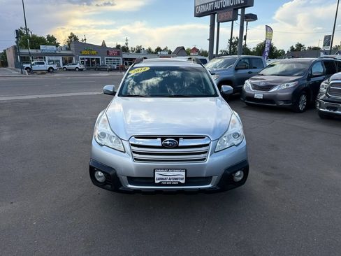 Used 2014 Subaru Outback 2.5i Limited AWD/4WD image 4