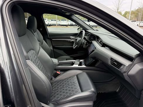 Used 2023 Audi e-tron S Prestige w/ Prestige Package image 14