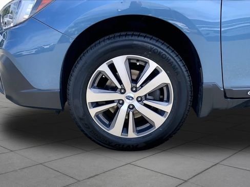 Used 2018 Subaru Outback 2.5i Limited w/ 50th Anniversary Edition AWD/4WD image 11