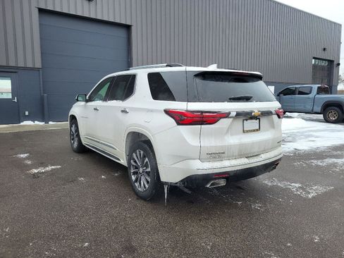 Used 2023 Chevrolet Traverse Premier image 5