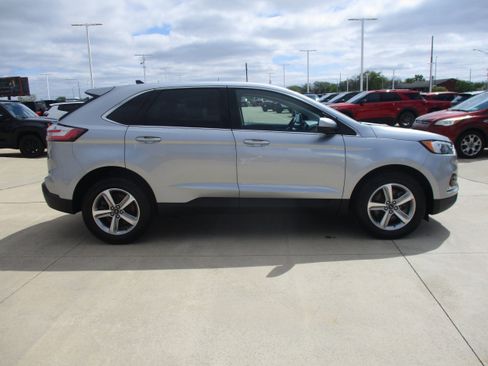 Used 2022 Ford Edge SEL w/ Convenience Package AWD/4WD image 8