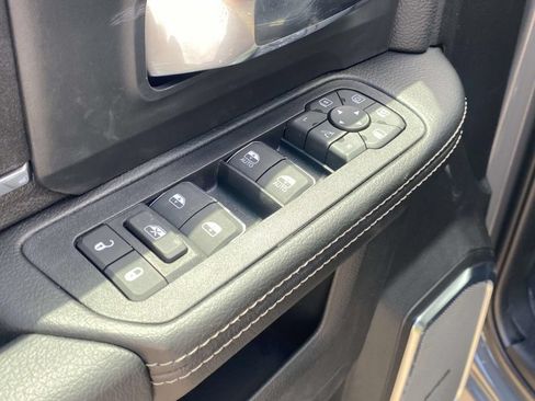 New 2026 RAM 2500 Laramie AWD/4WD image 44